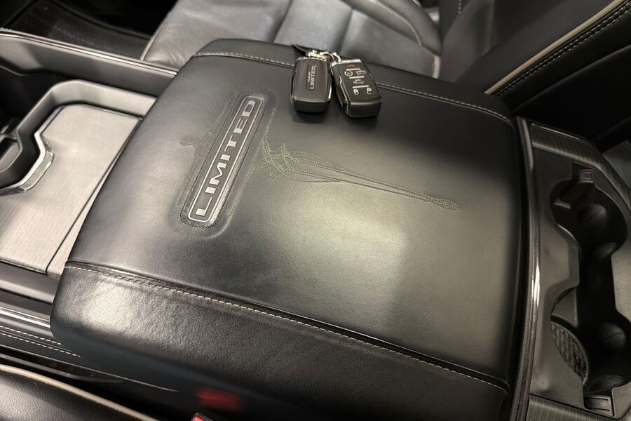 Dodge Ram vaihtoauto