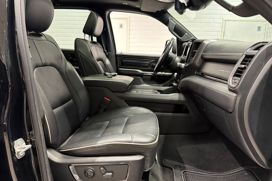 Dodge Ram vaihtoauto