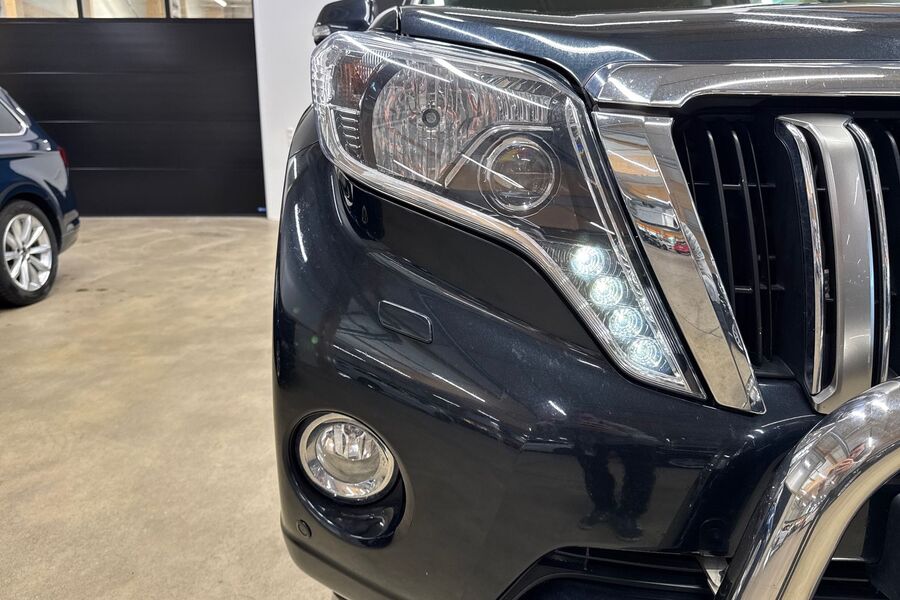 Toyota Land Cruiser vaihtoauto