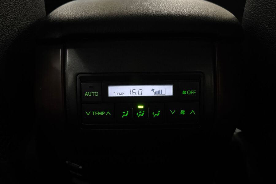 Toyota Land Cruiser vaihtoauto