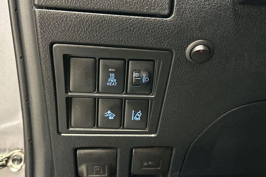 Toyota Hilux vaihtoauto