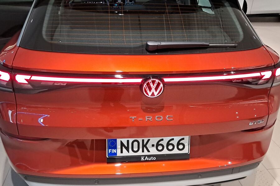 Volkswagen T-Roc vaihtoauto