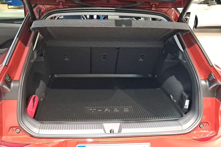 Volkswagen T-Roc vaihtoauto