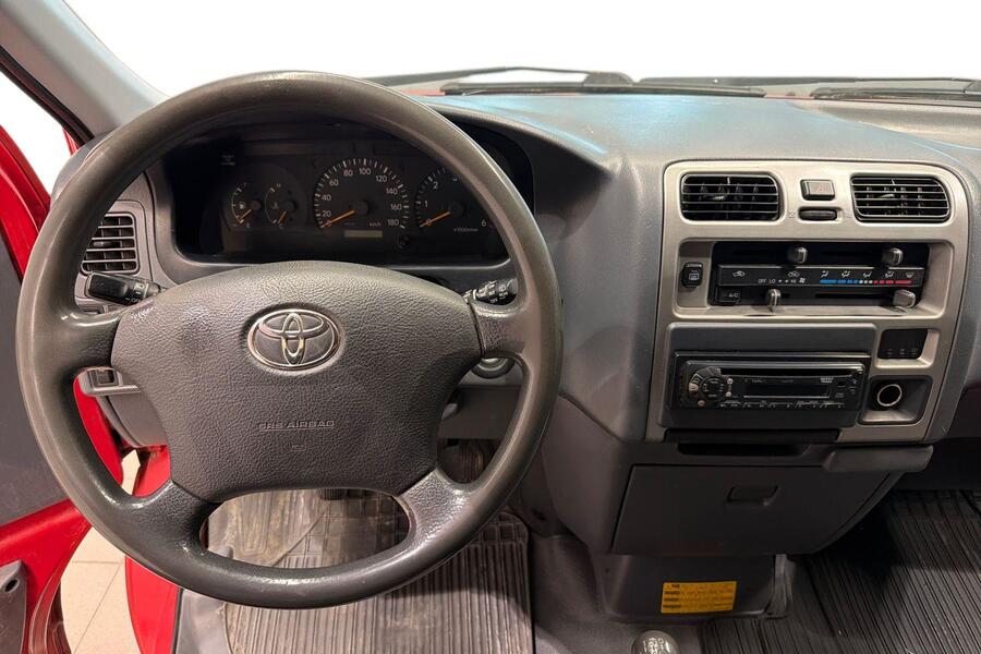 Toyota Hiace vaihtoauto