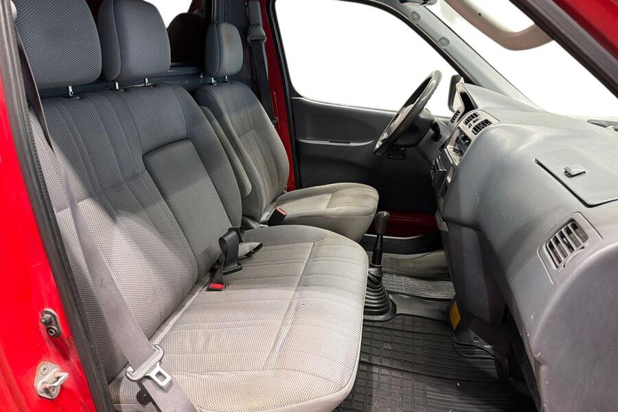 Toyota Hiace vaihtoauto