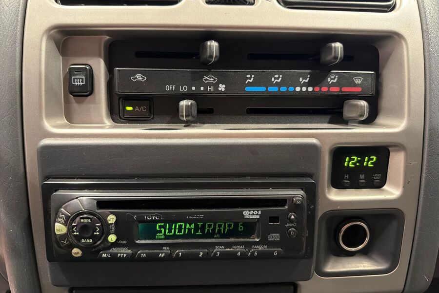 Toyota Hiace vaihtoauto