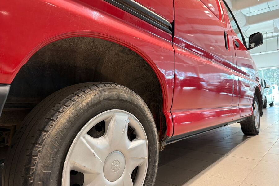 Toyota Hiace vaihtoauto