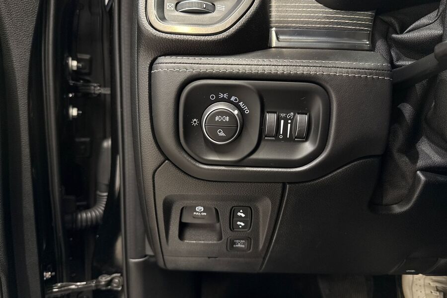 Dodge Ram vaihtoauto