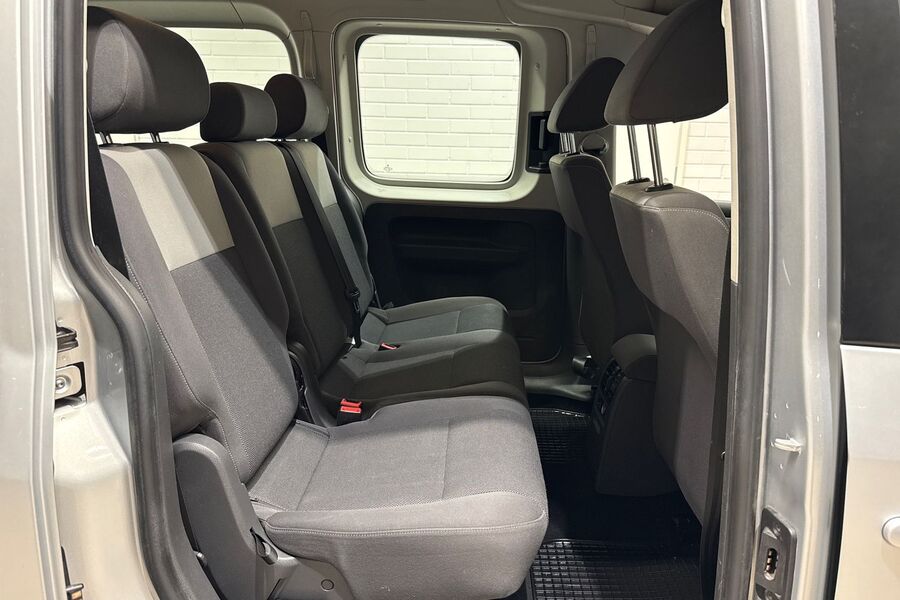 Volkswagen Caddy Maxi vaihtoauto