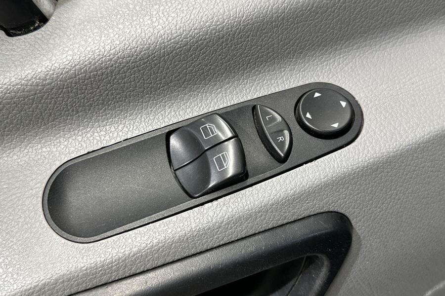 Mercedes-Benz Sprinter vaihtoauto