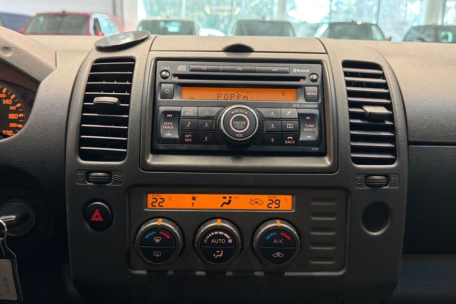 Nissan Navara vaihtoauto