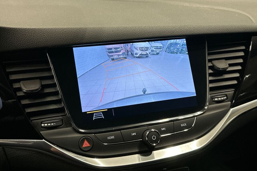 Opel Astra vaihtoauto