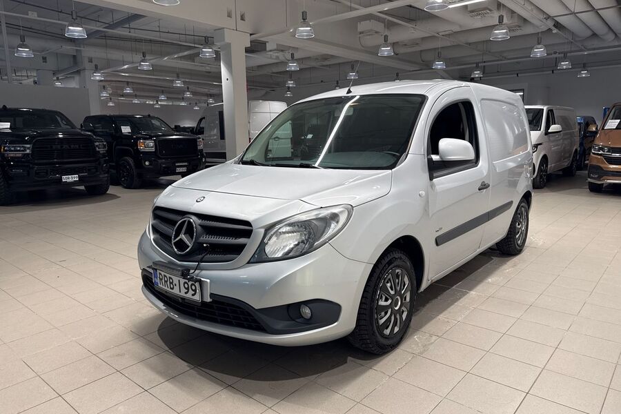 Mercedes-Benz Citan vaihtoauto