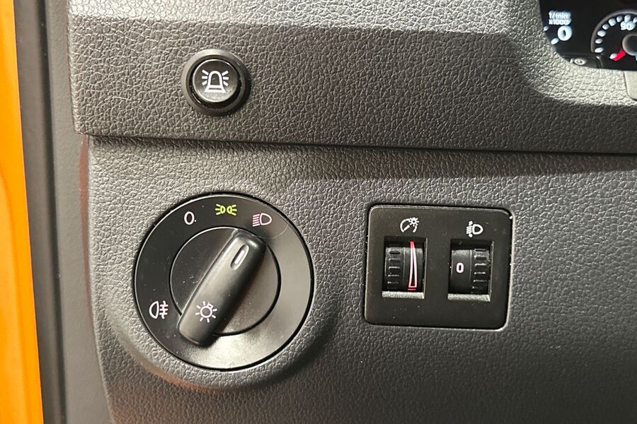 Volkswagen Caddy Maxi vaihtoauto