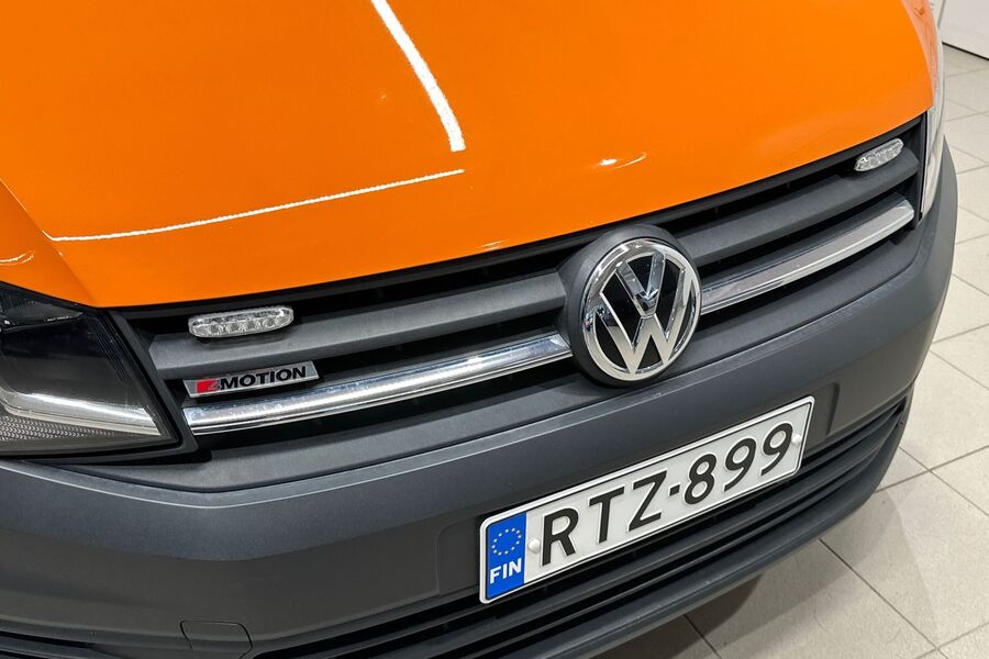 Volkswagen Caddy Maxi vaihtoauto