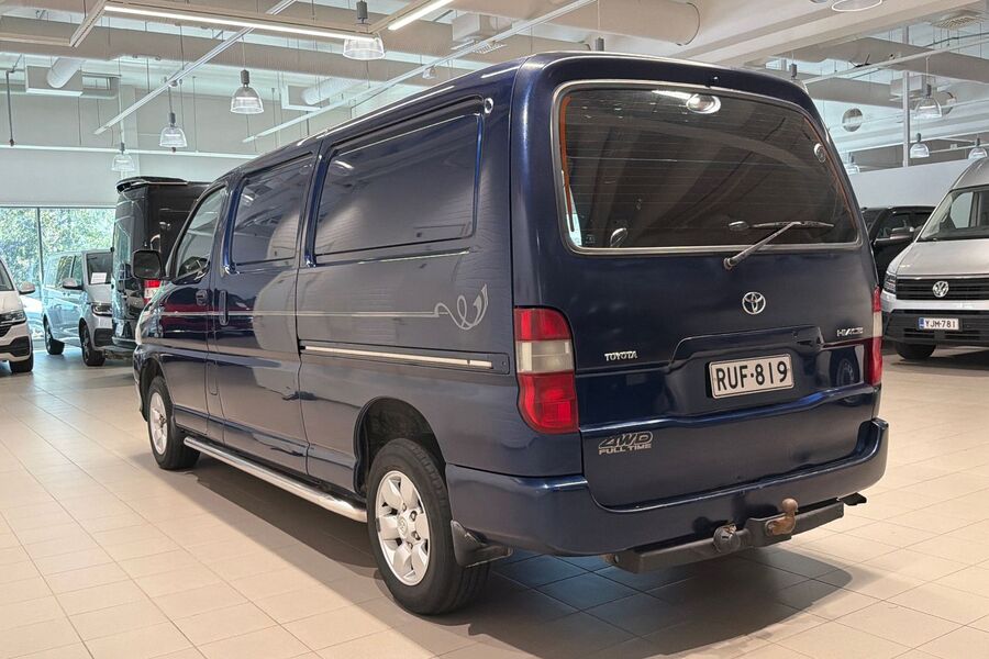 Toyota Hiace vaihtoauto
