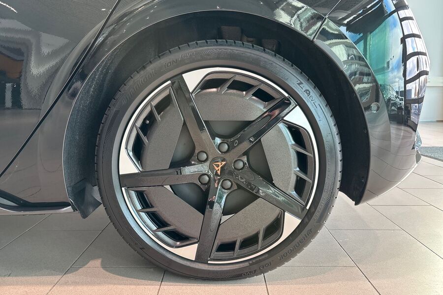 Cupra Born vaihtoauto