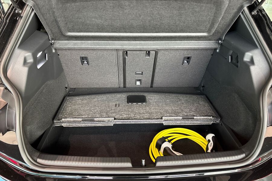 Cupra Born vaihtoauto