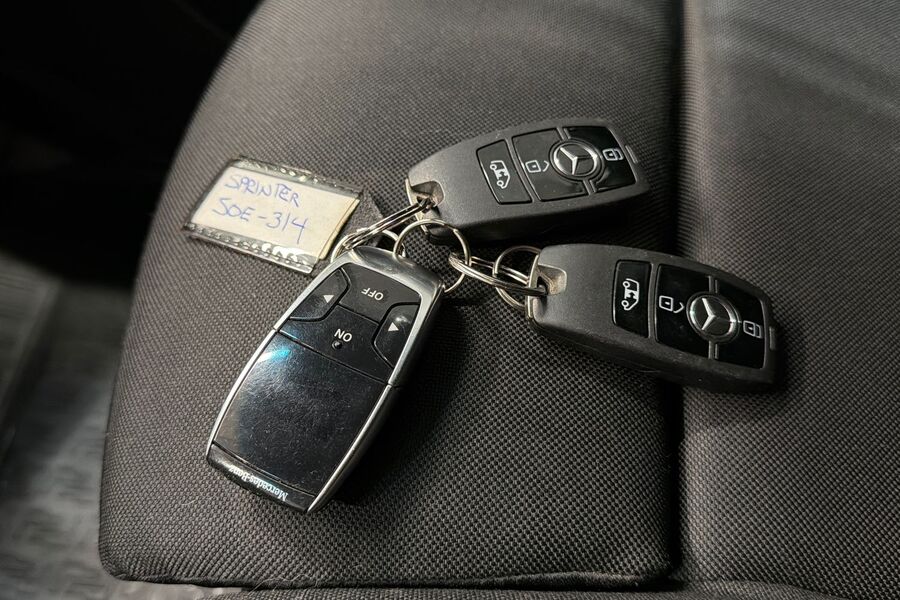 Mercedes-Benz Sprinter vaihtoauto