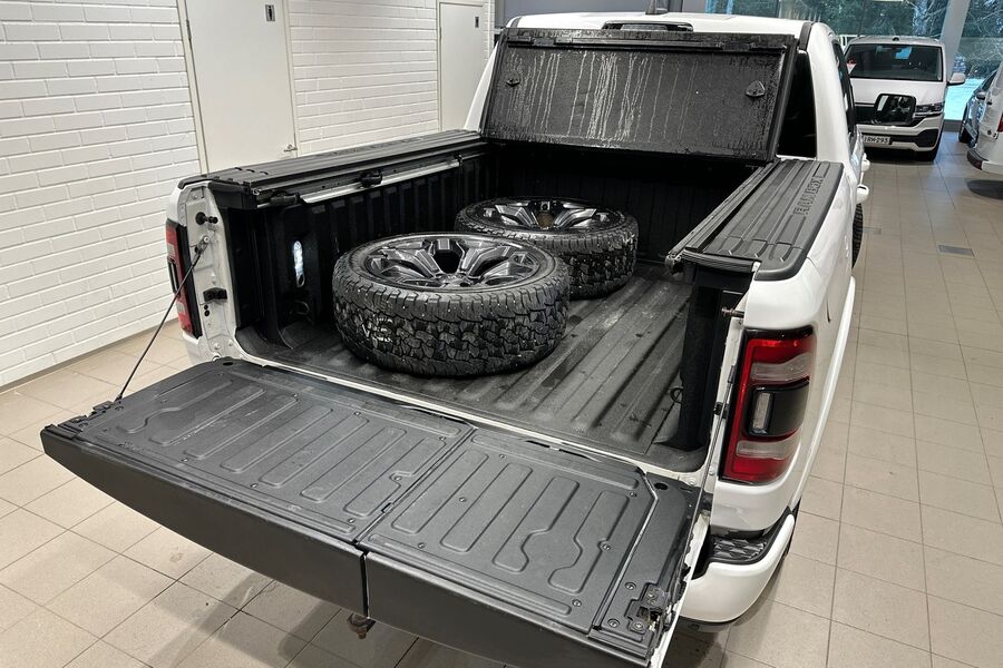 Dodge Ram vaihtoauto