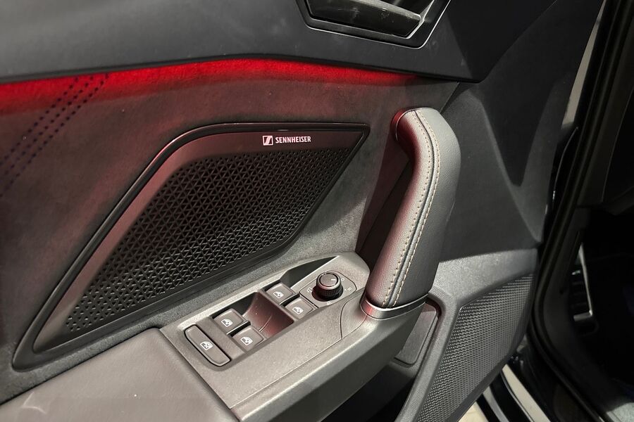 Cupra Leon Sportstourer vaihtoauto