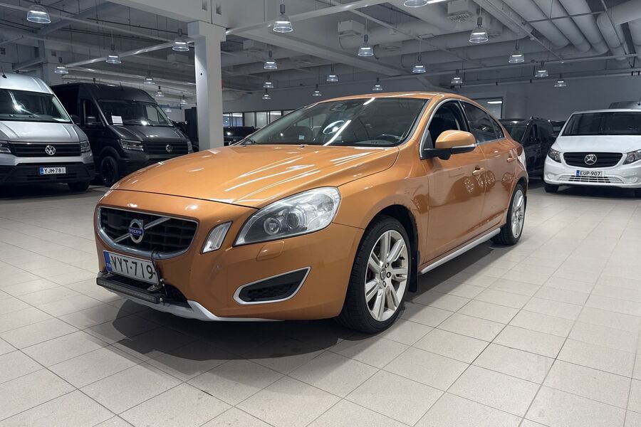 Volvo S60 vaihtoauto