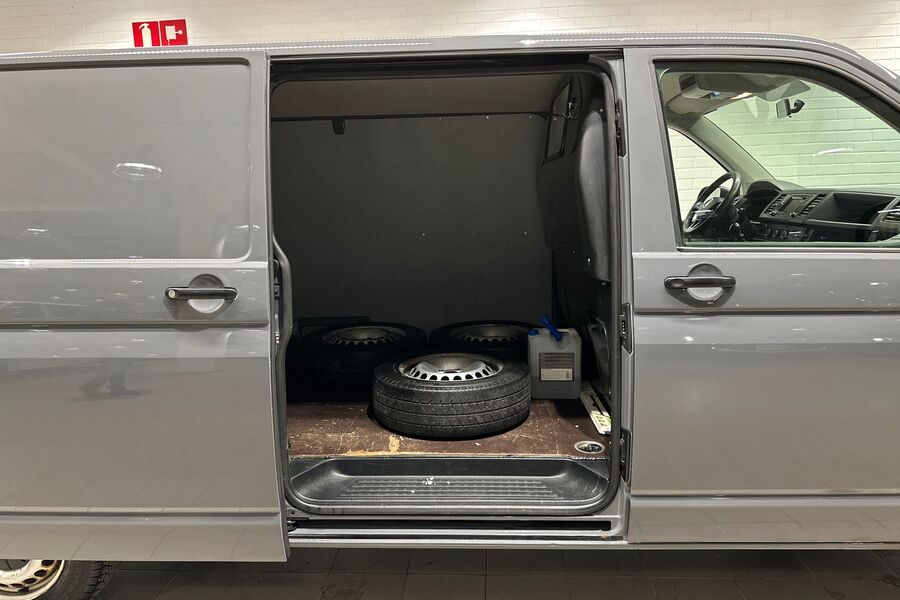 Volkswagen Transporter vaihtoauto