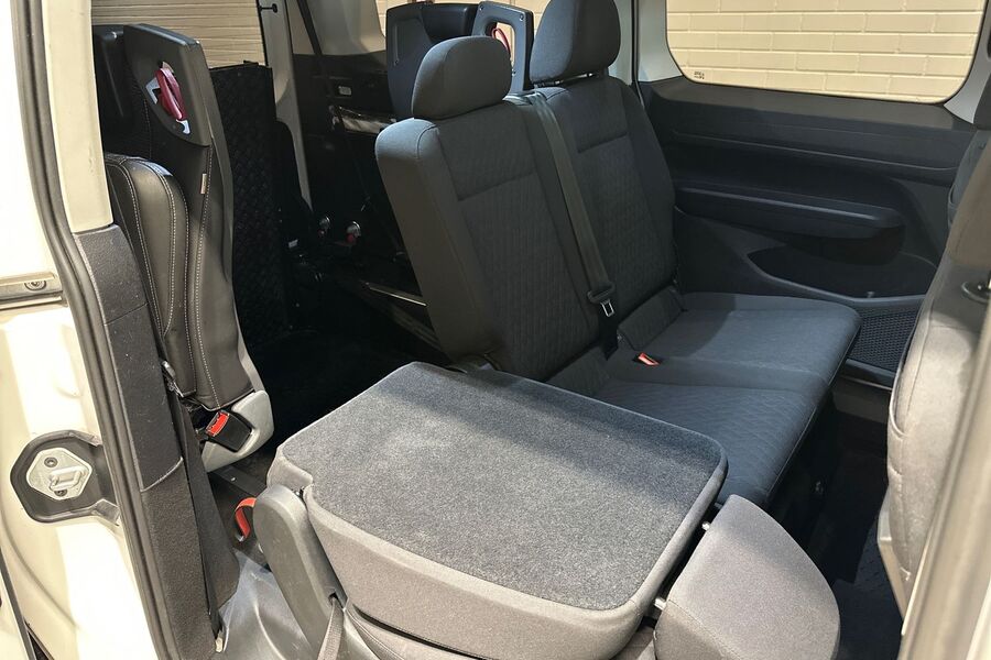 Volkswagen Caddy Maxi vaihtoauto