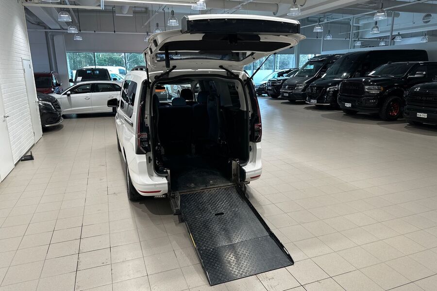 Volkswagen Caddy Maxi vaihtoauto