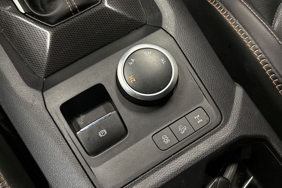 Volkswagen Amarok vaihtoauto