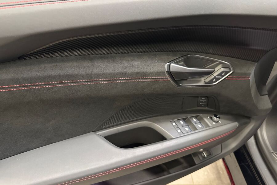 Audi RS e-tron GT vaihtoauto