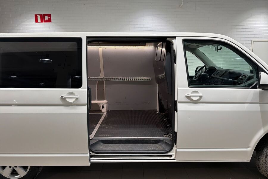 Volkswagen Transporter vaihtoauto