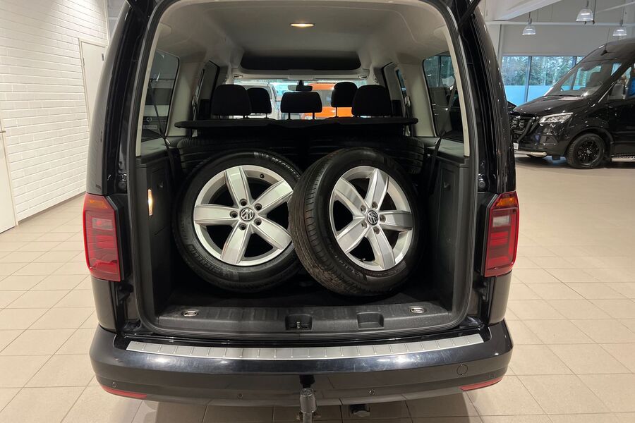 Volkswagen Caddy Maxi vaihtoauto