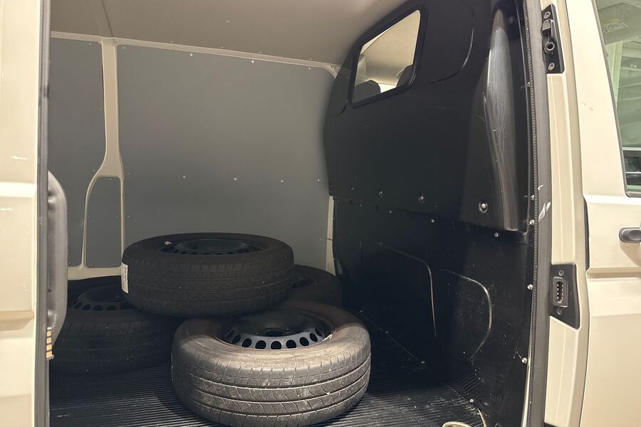 Volkswagen Transporter vaihtoauto