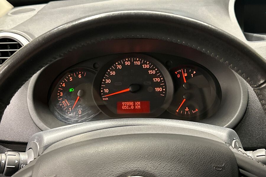 Nissan NV250 vaihtoauto