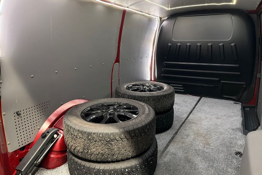 Volkswagen Transporter vaihtoauto