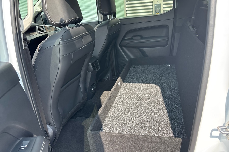 Volkswagen Amarok vaihtoauto