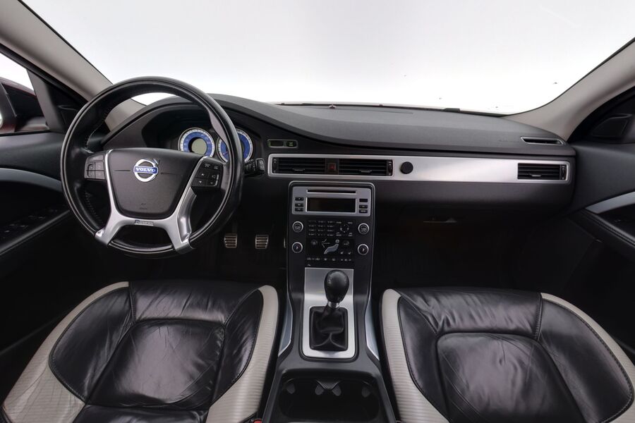 Volvo V70 vaihtoauto