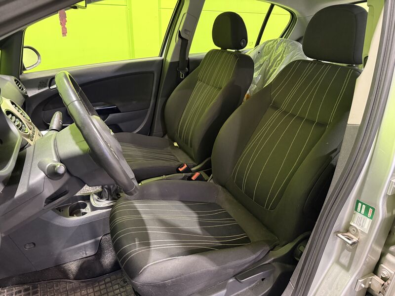 Opel Corsa vaihtoauto