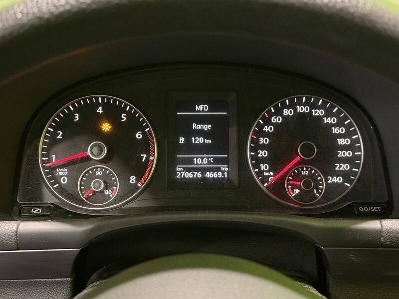 Volkswagen Touran vaihtoauto