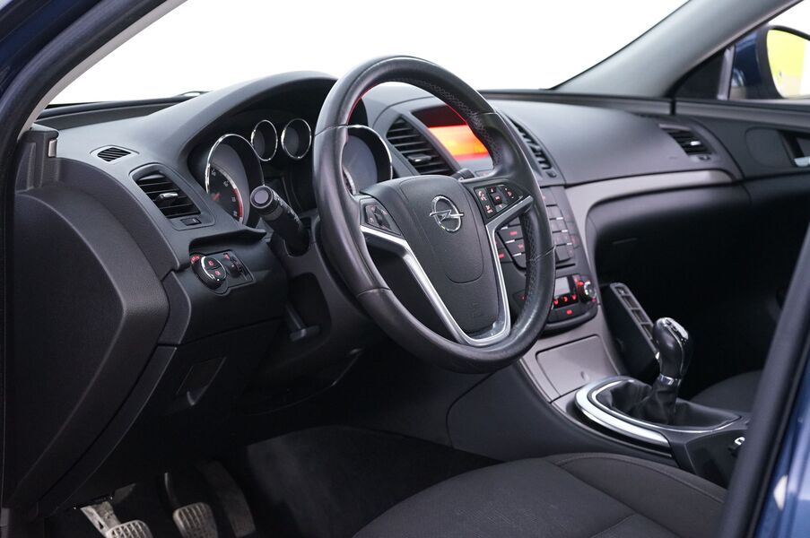 Opel Insignia vaihtoauto