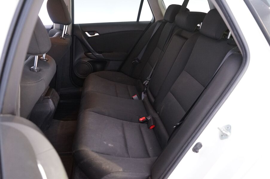 Honda Accord vaihtoauto