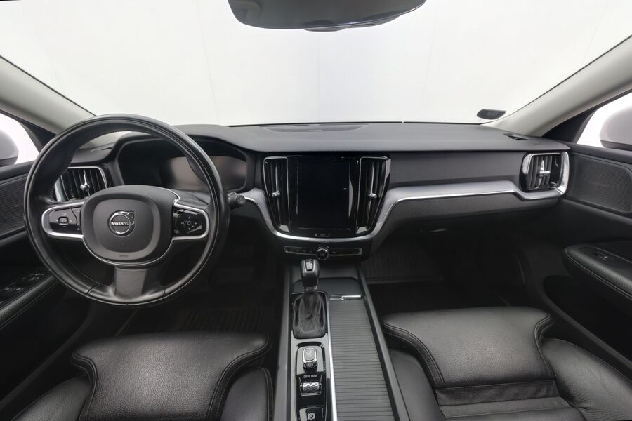 Volvo V60 Cross Country vaihtoauto
