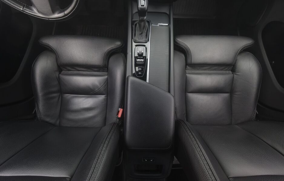 Volvo V60 Cross Country vaihtoauto