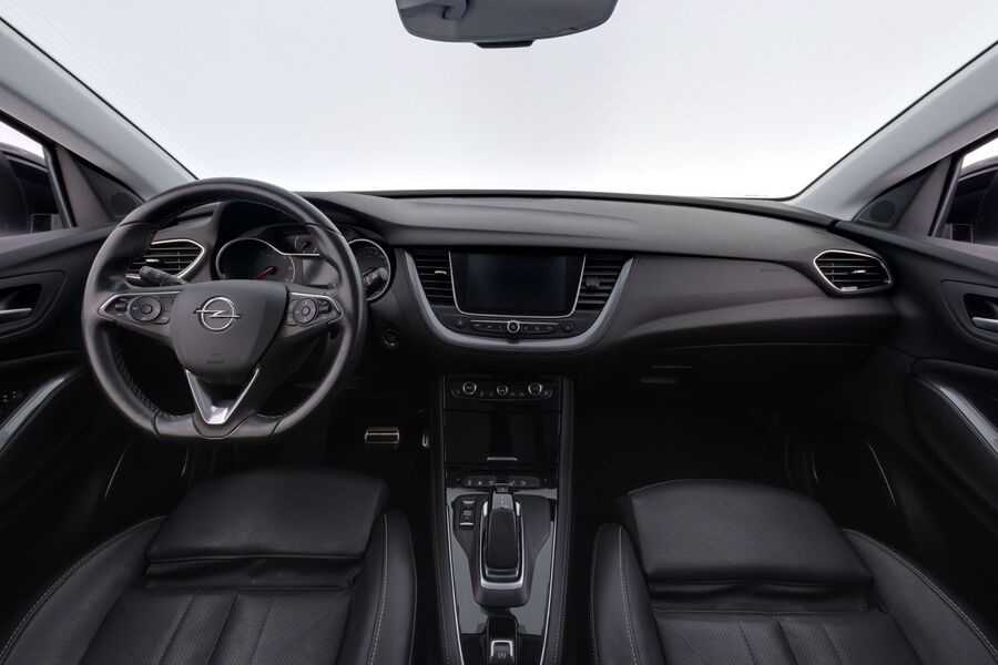 Opel Grandland X vaihtoauto
