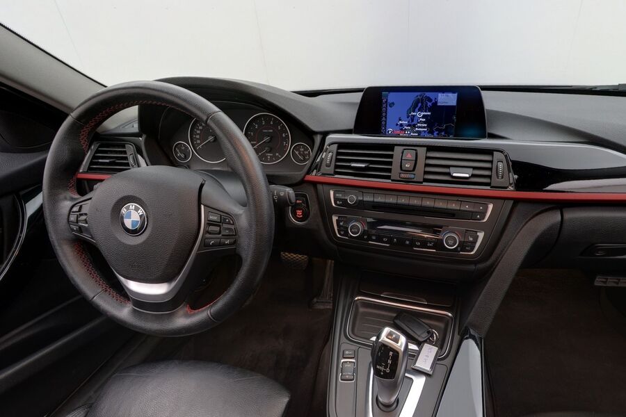 BMW 320 vaihtoauto