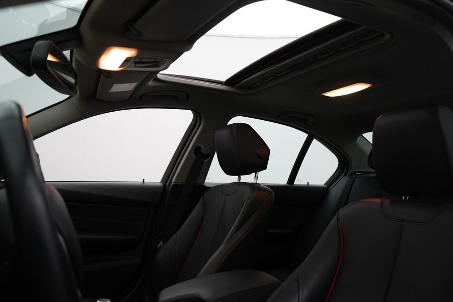 BMW 320 vaihtoauto