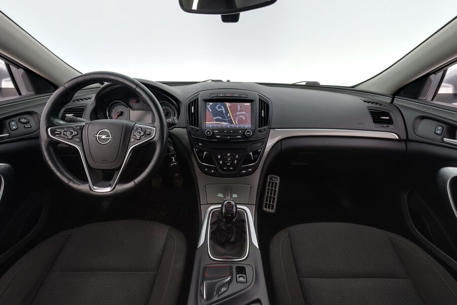 Opel Insignia vaihtoauto