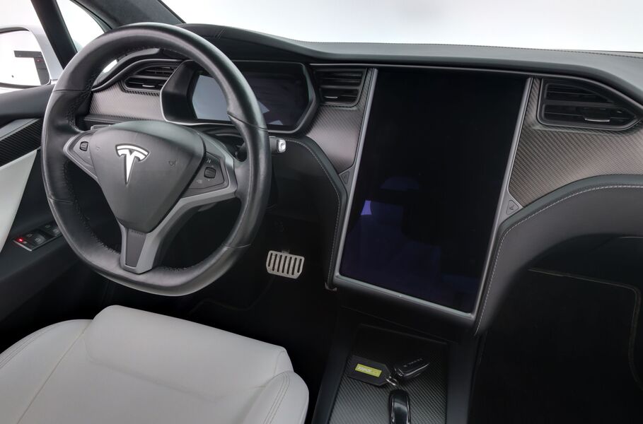Tesla Model X vaihtoauto