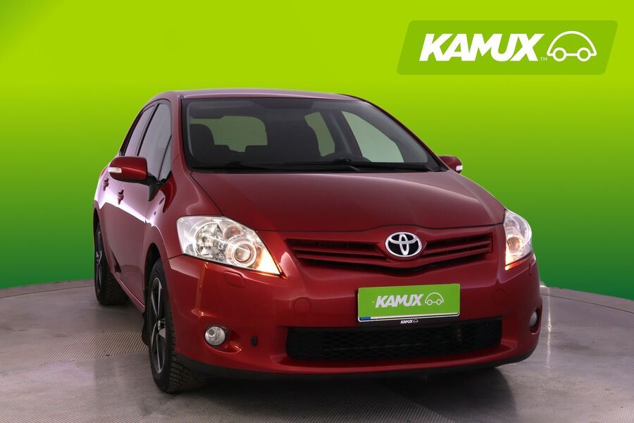 Toyota Auris vaihtoauto